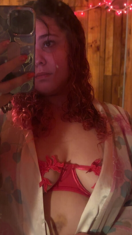 Sativa_ naked star pic