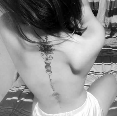 Lovecyntia hd actress pics