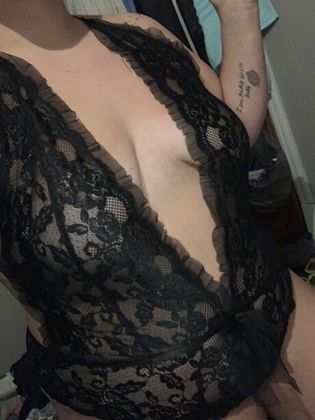 Alaina xxx model archive