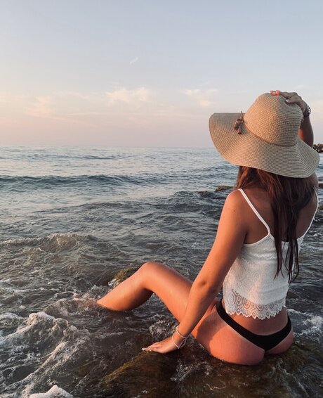 lesbian pussy onlyfans erotic galleries