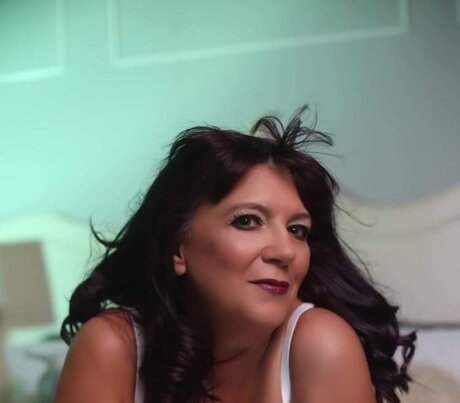 Gems551 model adult pics