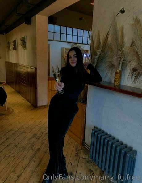 marry fgfree model naked pics