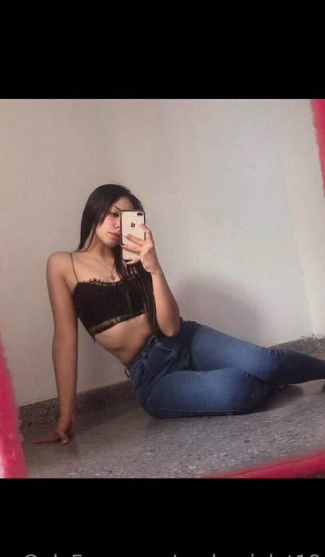 sashaviolet19 pornstar photo