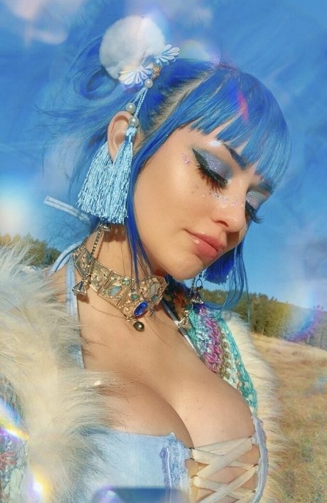 freejewelzblu naked model pics