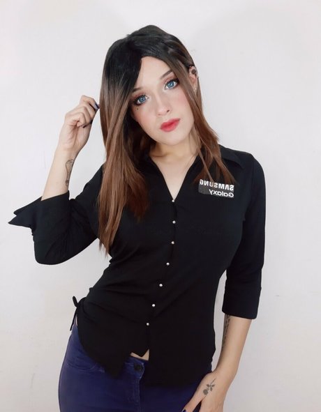 kinnyvenom beautiful pornstar photos