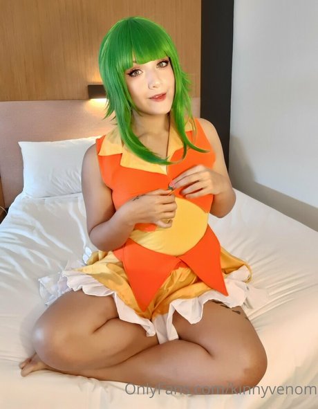 kinnyvenom model nice pic