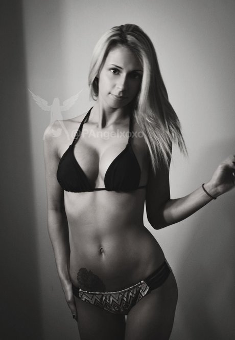 petite angelxoxo beautiful actress galleries