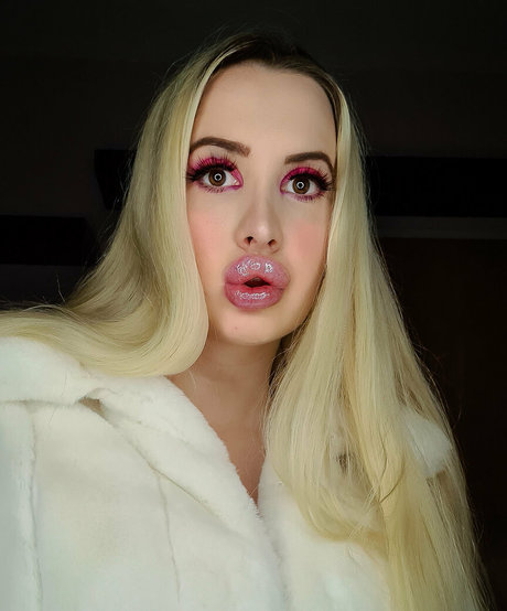 vivianroseofficial star xxx gallery