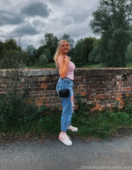 scarlett skye star naked images