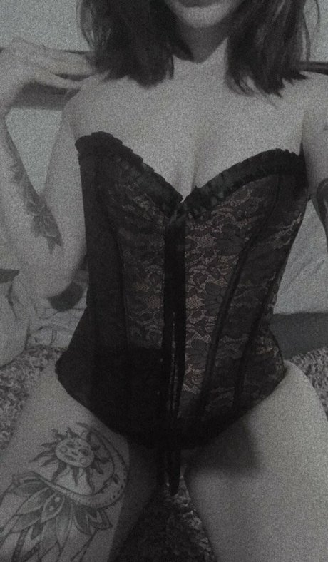 thacals model best pics