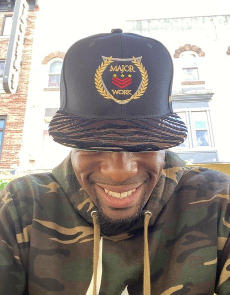 majorwork nude model images