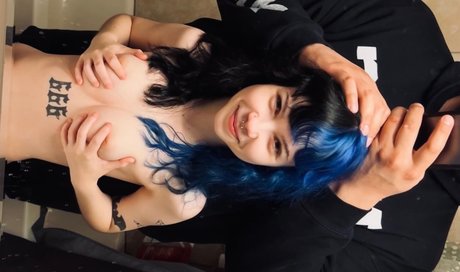 Xxvioletaddamsxx hd actress pic