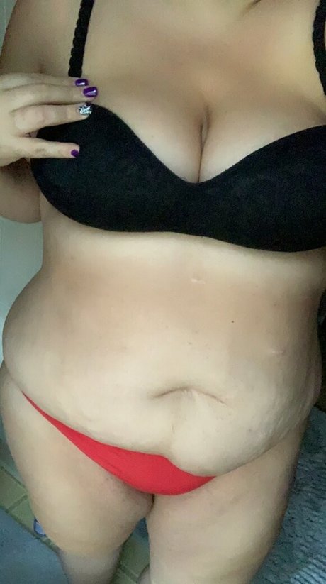 makeashcum pretty model archive