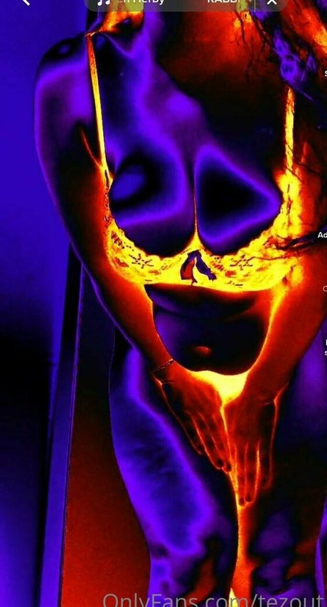 tezout nudes actress image