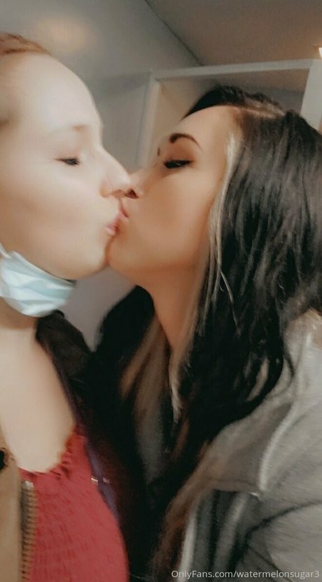 watermelonsugar3 pornographic model image