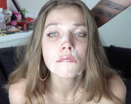 Mihanika sex actress pictures