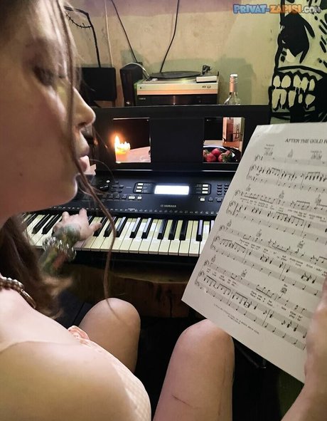 teen asian onlyfans nice pic