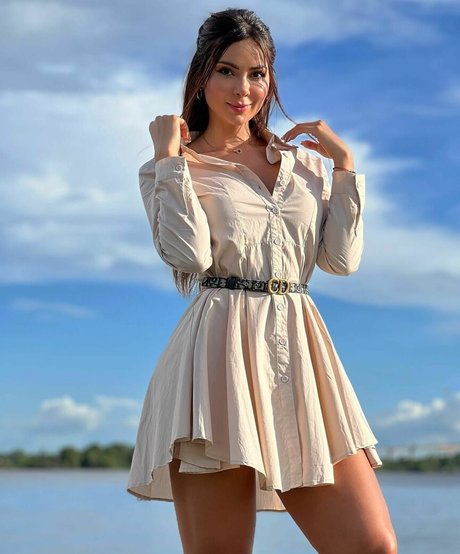 asian brunette onlyfans adult photos