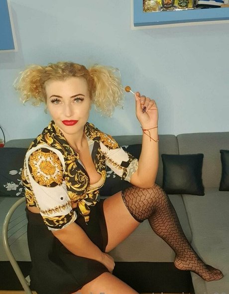 alessiuccia90 nudes actress pictures