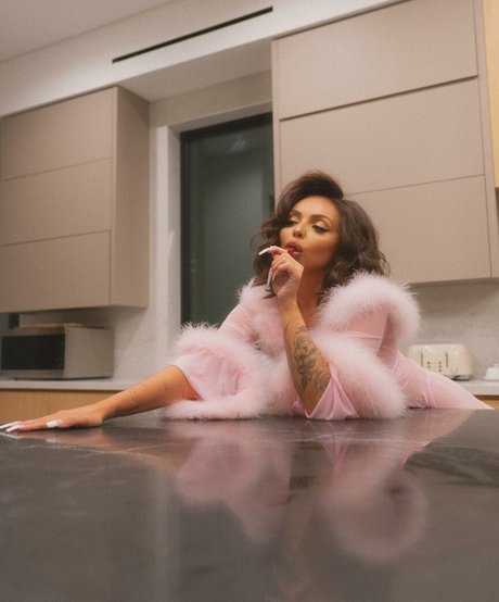 famous nude onlyfans hot nude images