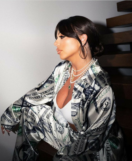 Jesy Nelson naked model pics