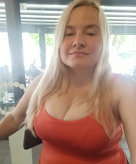 Dejana Savi beautiful actress picture