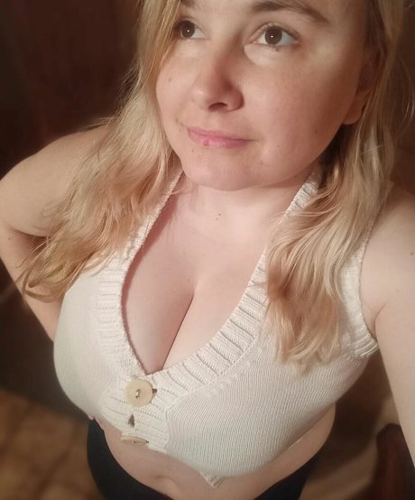 Dejana Savi top actress image