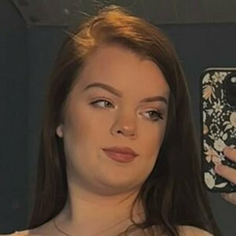 sassyholly star erotic image