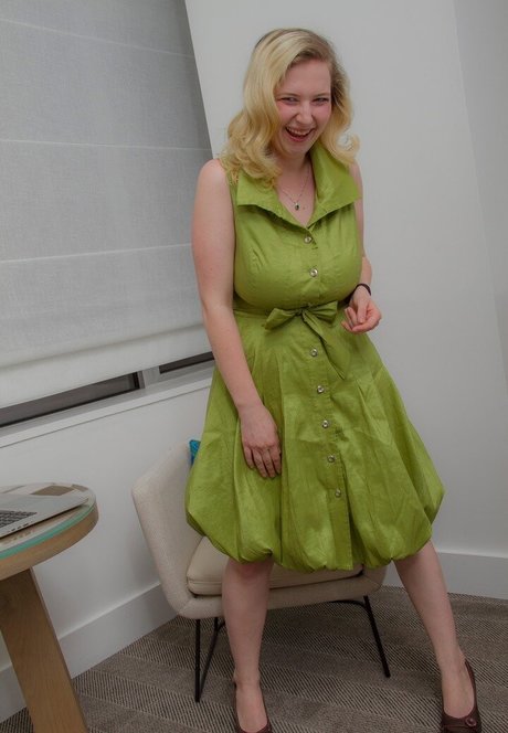 Calliope Rossi nice actress pics