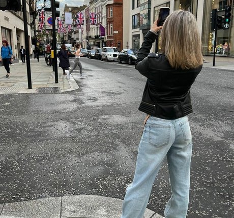 laure bv top actress pictures