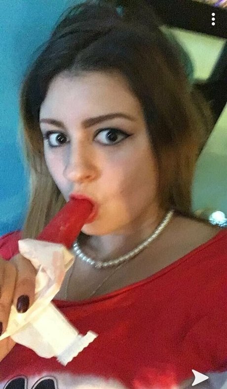 chloerosesamantha art pornstar photo