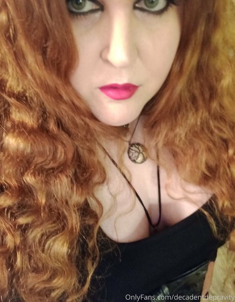 decadentdepravity star perfect pic