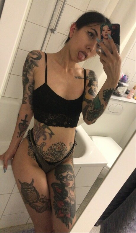 Inumi star nudes images