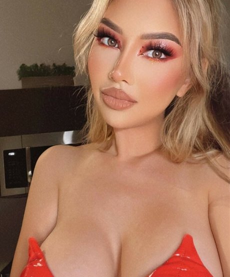 Katkwo4 pornstar high quality image