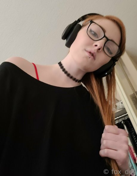 fox dollfree adult model pic