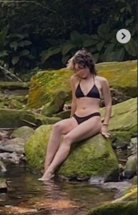 Lettzinha pornographic model galleries