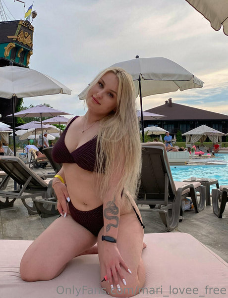 fluffy bun sexy actress galleries