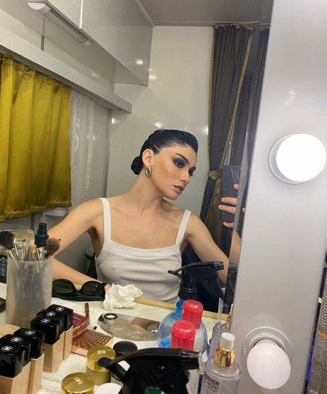 Hazar Erguclu nice pornstar photos