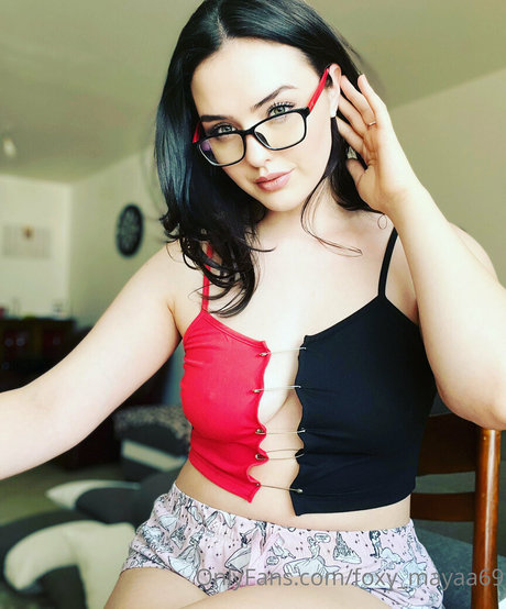 foxy mayaa69 beautiful actress photos