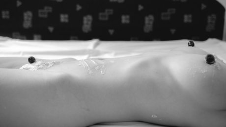 annaavram nude actress archive