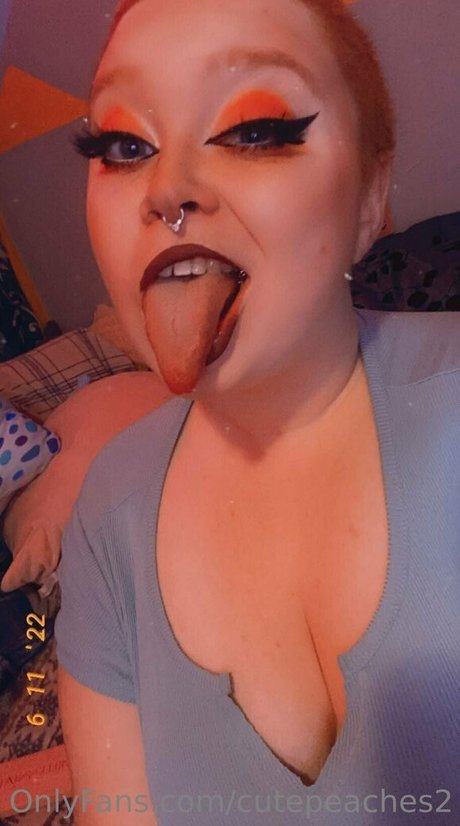 cutepeaches2 naked model galleries