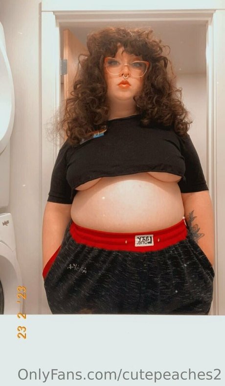 cutepeaches2 model top images