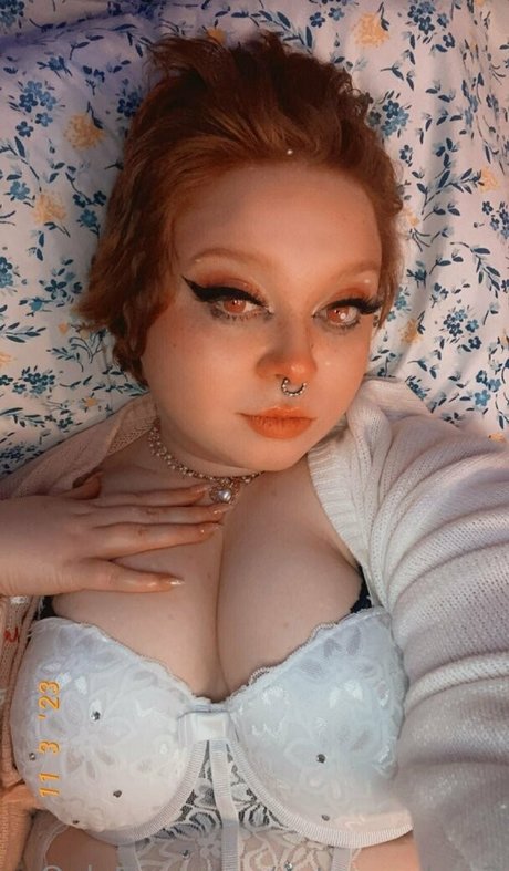 cutepeaches2 best model picture