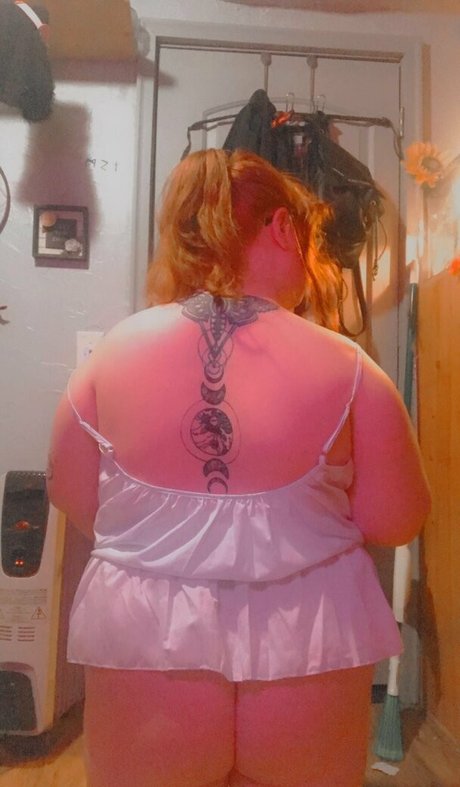 cutepeaches2 pornstar photo