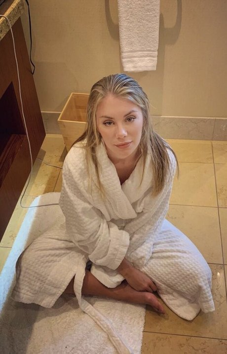 Jennifer Holland pornstar high quality archive