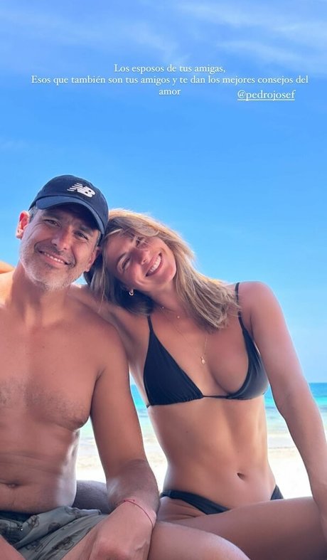 Stephanie Cayo naked model gallery