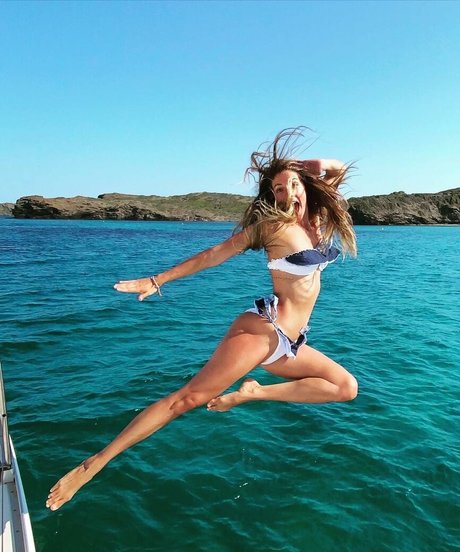 Stephanie Cayo model sex picture