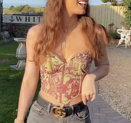 popular onlyfans naked img