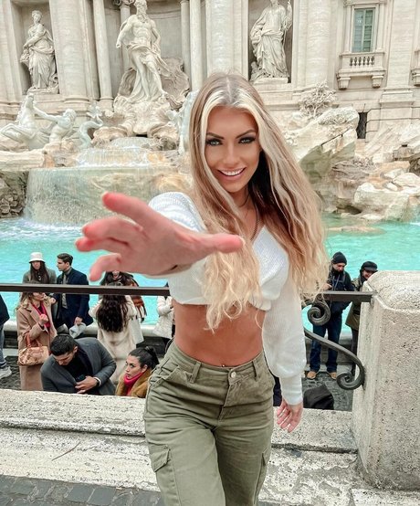 Xavia Brooke hd star picture