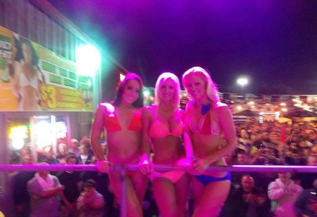 Michelle Pimer naked star picture